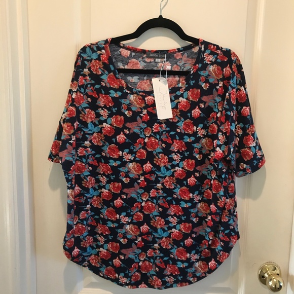 Jamby Styles Floral Swoop Tee Large - Picture 1 of 7